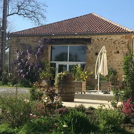 Le De Garbay Bed & Breakfast